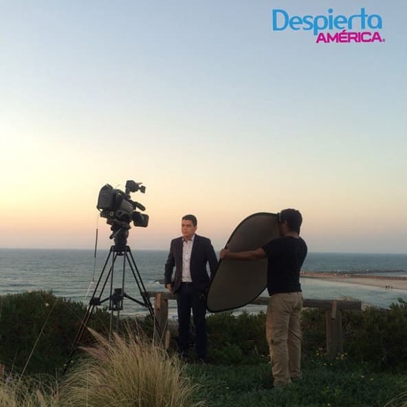 Orlando Segura desde la playa de Tel Aviv, listo para traer las mejores historias.