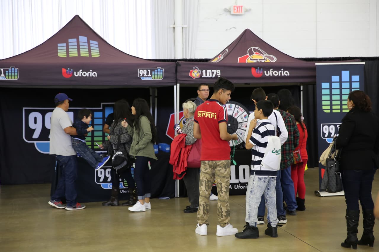 Miles disfrutaron de sabrosos tamales y la grata presencia de Alejandró Chabán