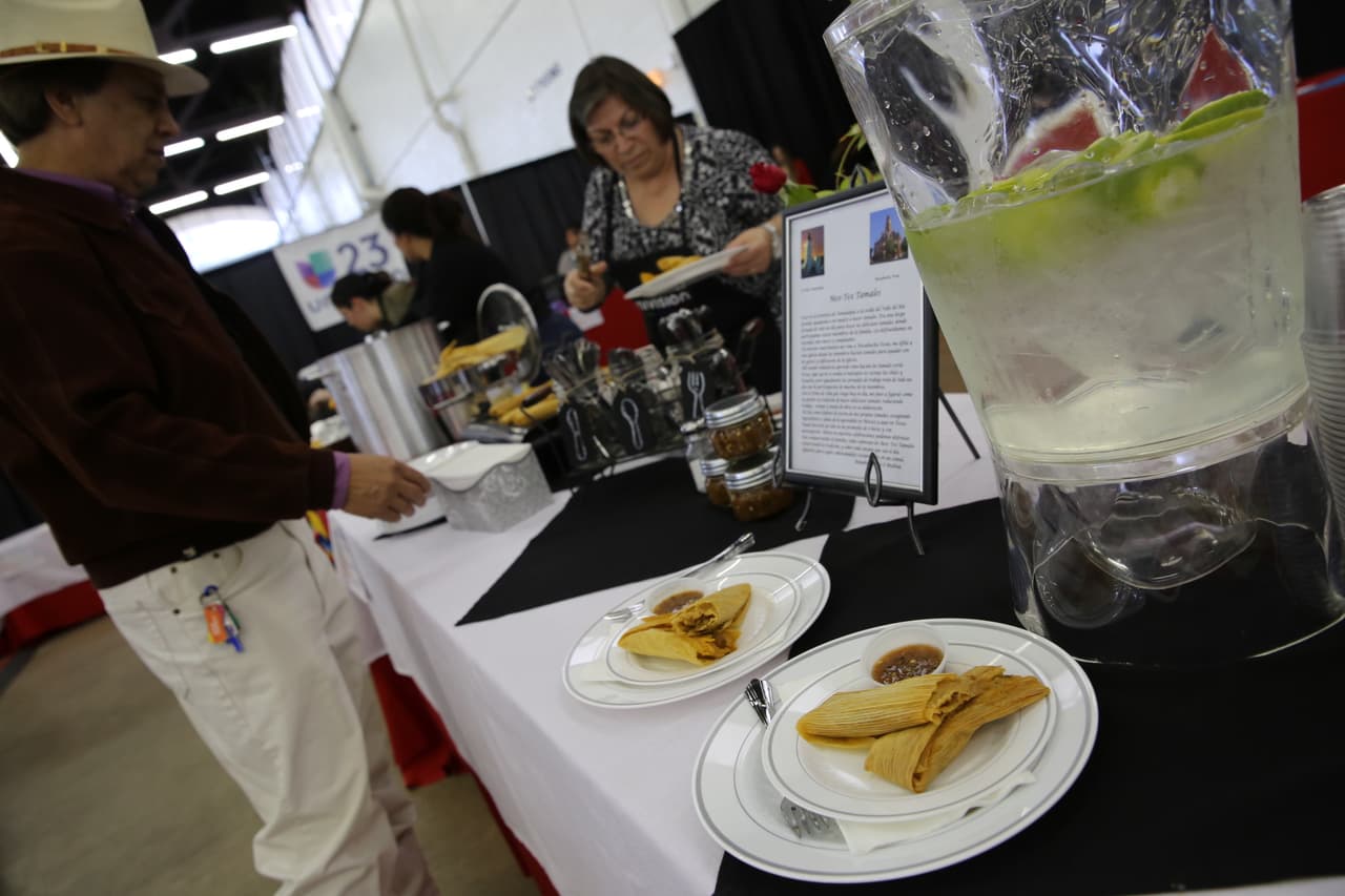 Miles disfrutaron de sabrosos tamales y la grata presencia de Alejandró Chabán