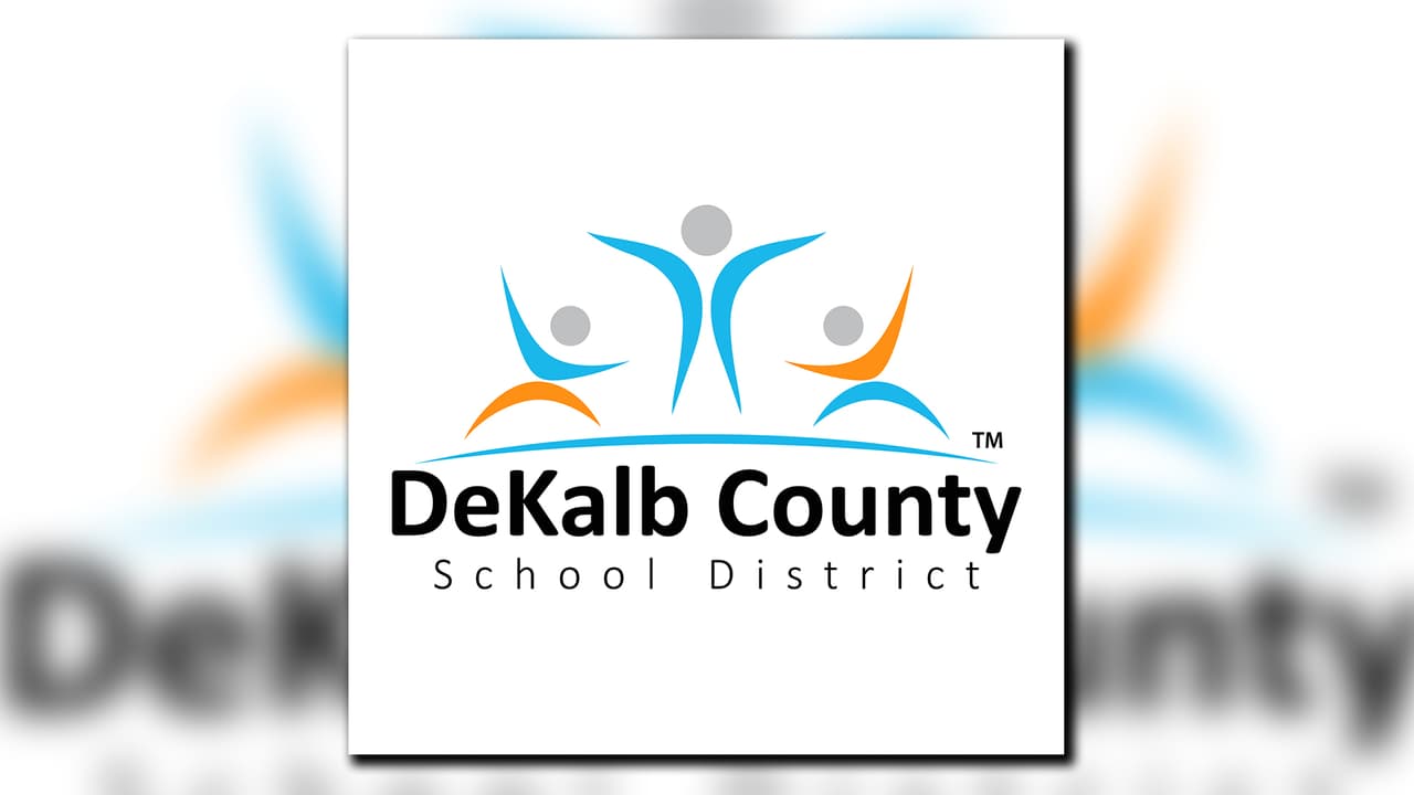 <b><a href="https://www.univision.com/local/atlanta-wuvg/el-distrito-escolar-del-condado-de-dekalb-anuncio-planes-y-fecha-para-el-inicio-de-clases">Escuelas del Distrito del Condado de Dekalb </a></b>
<br>
<br>El lunes 13 de julio, los funcionarios del distrito dijeron que es demasiado peligroso regresar al campus, al menos por ahora.
<br>
<br>La nueva superintendente , Cheryl Watson-Harris, le dijo al grupo que su principal prioridad ha sido descubrir cómo los niños pueden aprender y mantenerse a salvo.
<br>
<br>Durante la reunión, dijo que comenzarán a aprender a distancia el 17 de agosto y luego volverán a evaluar esos planes todos los meses para ver si los números de transmisión y muerte de COVID-19 están bajando lo suficiente como para regresar.
<br>