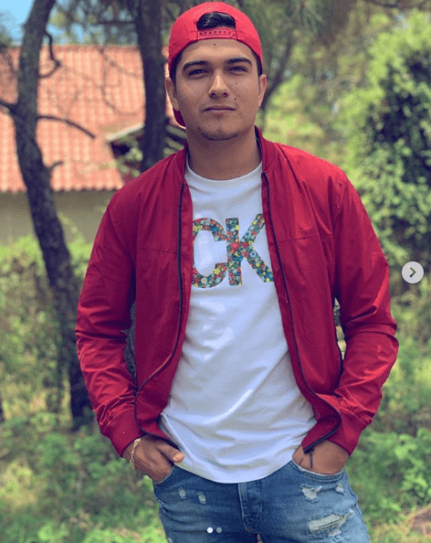 Ulices Chaidez es otro de los jóvenes talentos del género regional mexicano. Apenas tiene 19 años, pero tiene un futuro prometedor y muchos fans.