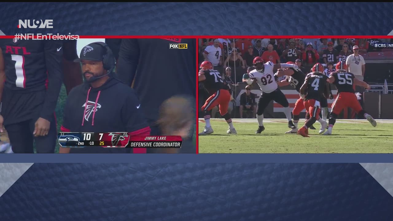 Deshaun Watson sale en camilla tras grave lesión en la pierna derecha