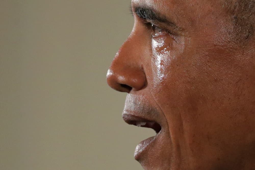 Obama claramente emocionado.