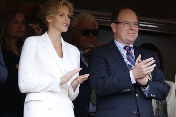 Charlene, nacida el 25 de enero de 1978 en Bulawayo, segunda ciudad de Zimbabue, creció al borde de una piscina. Comenzó a nadar a los tres años y a los ocho descubrió su pasión por esta disciplina determinante en su vida.