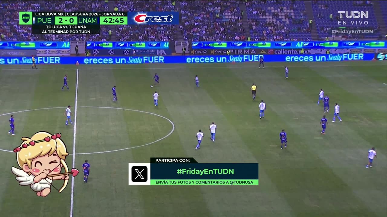 ¡GOL!  anota para Pumas UNAM. Guillermo Martínez