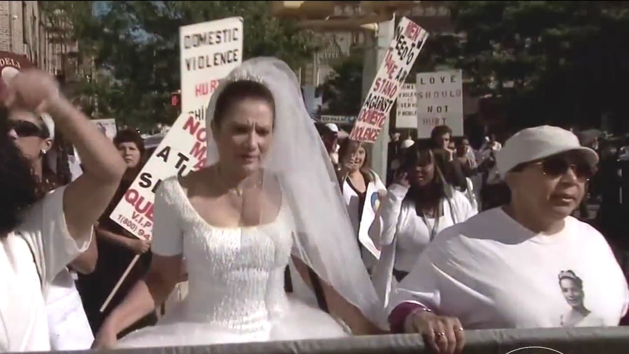 Brides’ March: vestidas de novias, mujeres protestan por la violencia doméstica en Nueva York