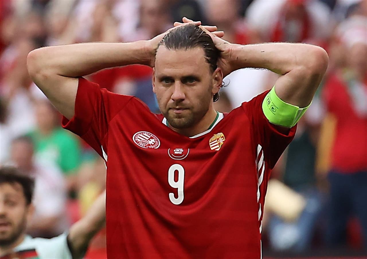 Portugal salva el resultado y derrota a Hungría 3-0 durante el partido del Grupo F en la Euro 2020. La primera parte del partido empataban a cero, pero Raphael Guerreiro ponía el primer tanto al minuto 84 y Cristiano Ronaldo se encargó de cerrar el partido con doblete, sumando los primeros tres puntos para los lusos.