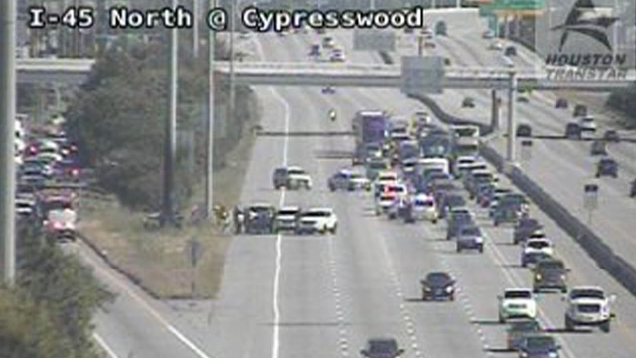 Tres muertos deja un accidente en la North Freeway a la altura de Cypresswood