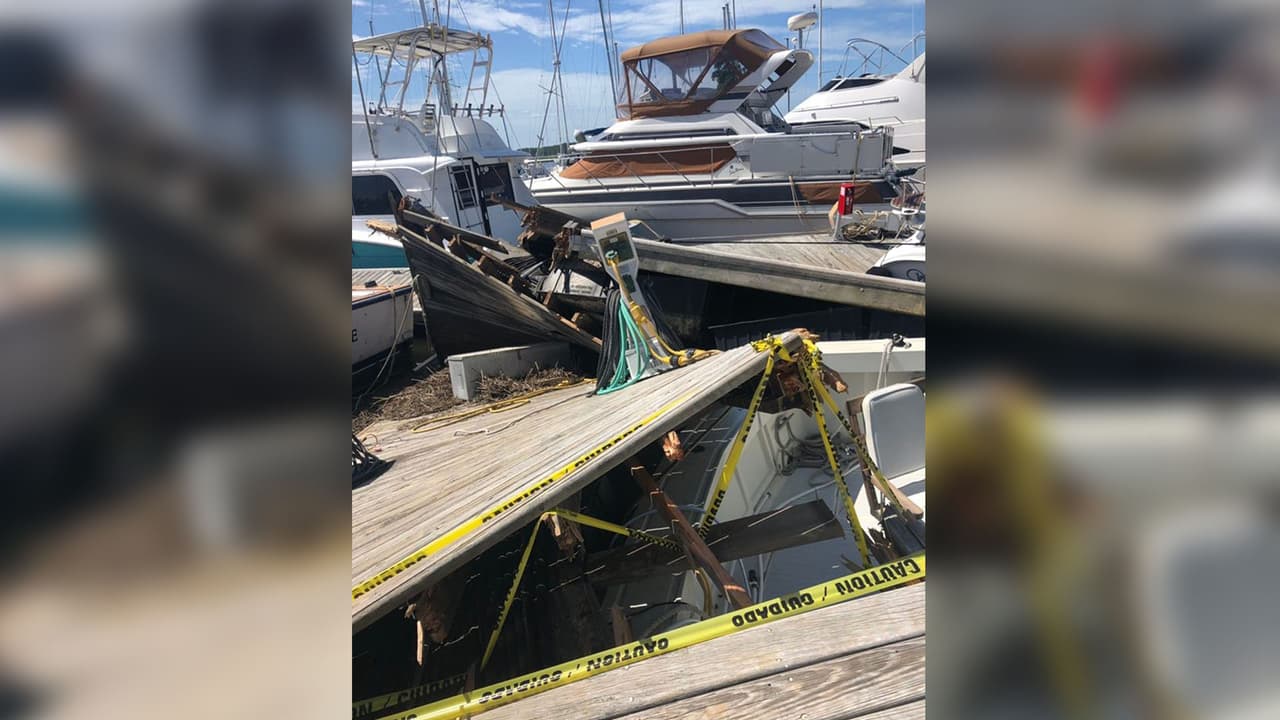 Isaías: Cientos de botes chocan entre sí en una marina de Carolina del Norte