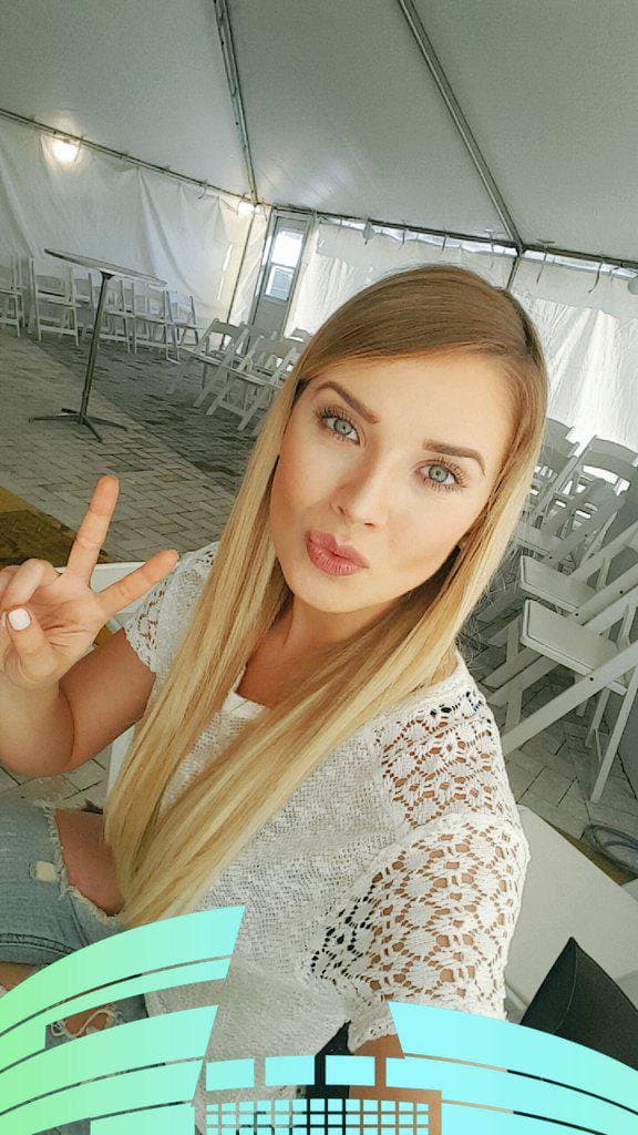 De no ser actriz, Kimberly hubiera estudiado diseño de modas.