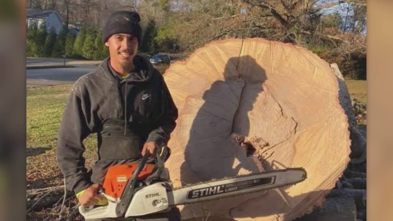Dan el último adiós al trabajador hispano que murió cortando un árbol en el condado de Hall