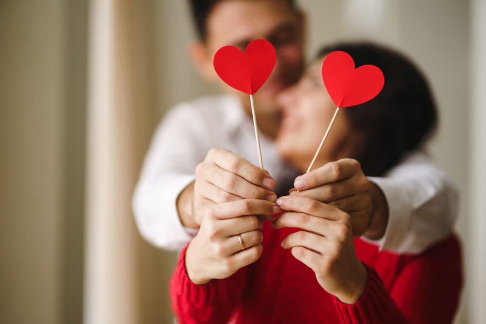 Lo mismo ocurre con el amor. ¿Estás bien con tu pareja? ¿Quieres dejar o regresar a la soltería? Lo más importante es que tú mismo te des amor. Date cariño, compasión, aumenta tu autoestima, que pudo haberse lastimado esta temporada.