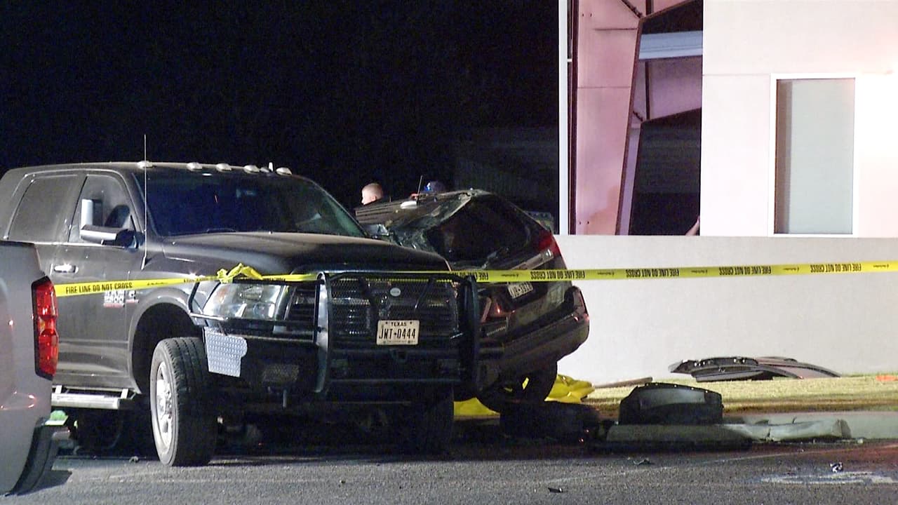 Muere conductor frente al Departamento de Bomberos tras impactar a otro vehículo 