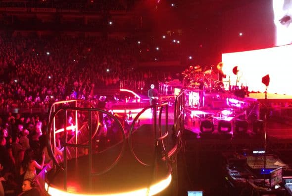 Con el US Airways completamente repleto, Pitbull y Enrique Iglesias hicieron retumbar el centro de Phoenix con un tremendo fiestón que duró más de 3 horas. En el concierto, estaban presentes celebridades como Jessica Cediel del Gordo y La Flaca y William Valdes de Despierta America, entre otros. Durante el show, los fans enloquecieron y corearon los éxitos de ambos artistas. Enrique Iglesias, hasta saltó del escenario para interactuar con su público y tomarse selfies con ellos.