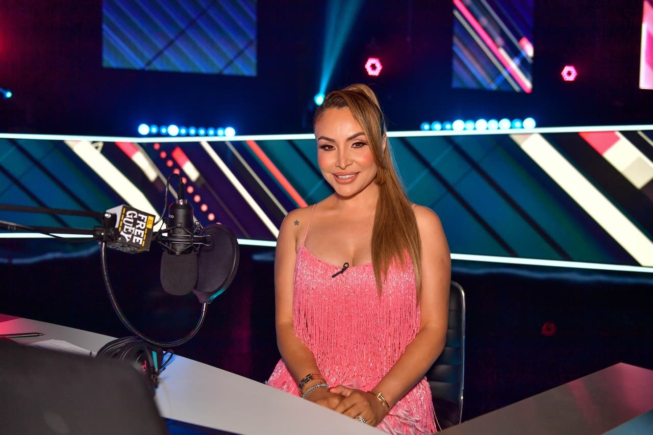 Ella lleva más de dos décadas como locutora y ha demostrado que esta es su pasión.