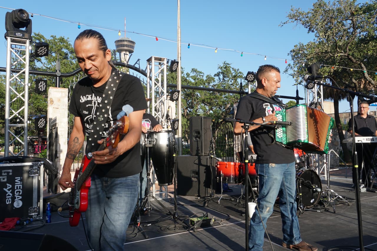 Ram Herrera, Los Banger Broz and Jorge Alejandro took the stage inside La Villita.