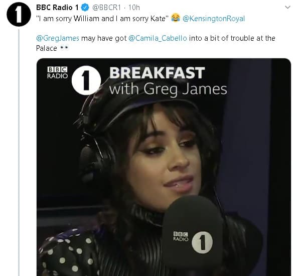 Parte de la entrevista fue compartida en la
<b><a href="https://twitter.com/KensingtonRoyal/status/1199277119198683136?ref_src=twsrc%5Etfw%7Ctwcamp%5Etweetembed%7Ctwterm%5E1199277119198683136&ref_url=https%3A%2F%2Fwww.etonline.com%2Fprince-william-and-kate-middleton-have-a-great-twitter-response-to-camila-cabello-stealing-a-palace" target="_blank">cuenta de Twitter</a></b> de la estaci贸n de radio y ocurri贸 algo inesperado. El
<b><a href="https://twitter.com/kensingtonroyal?lang=es" target="_blank">perfil oficial </a></b>de los Cambridge respondi贸 a la confesi贸n de Cabello.
<br>