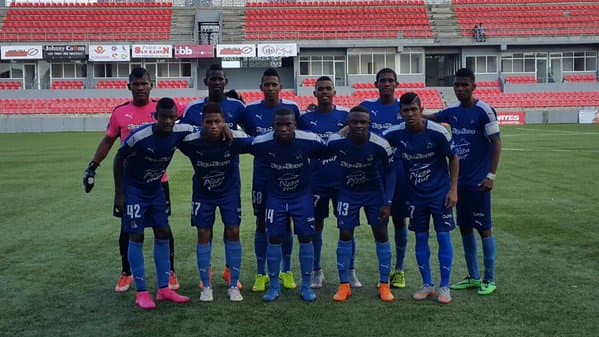 Árabe Unido de Colón se alzó con el Torneo Apertura del fútbol panameño al ganar 3-0 en la tanda de penales a Chorrillo