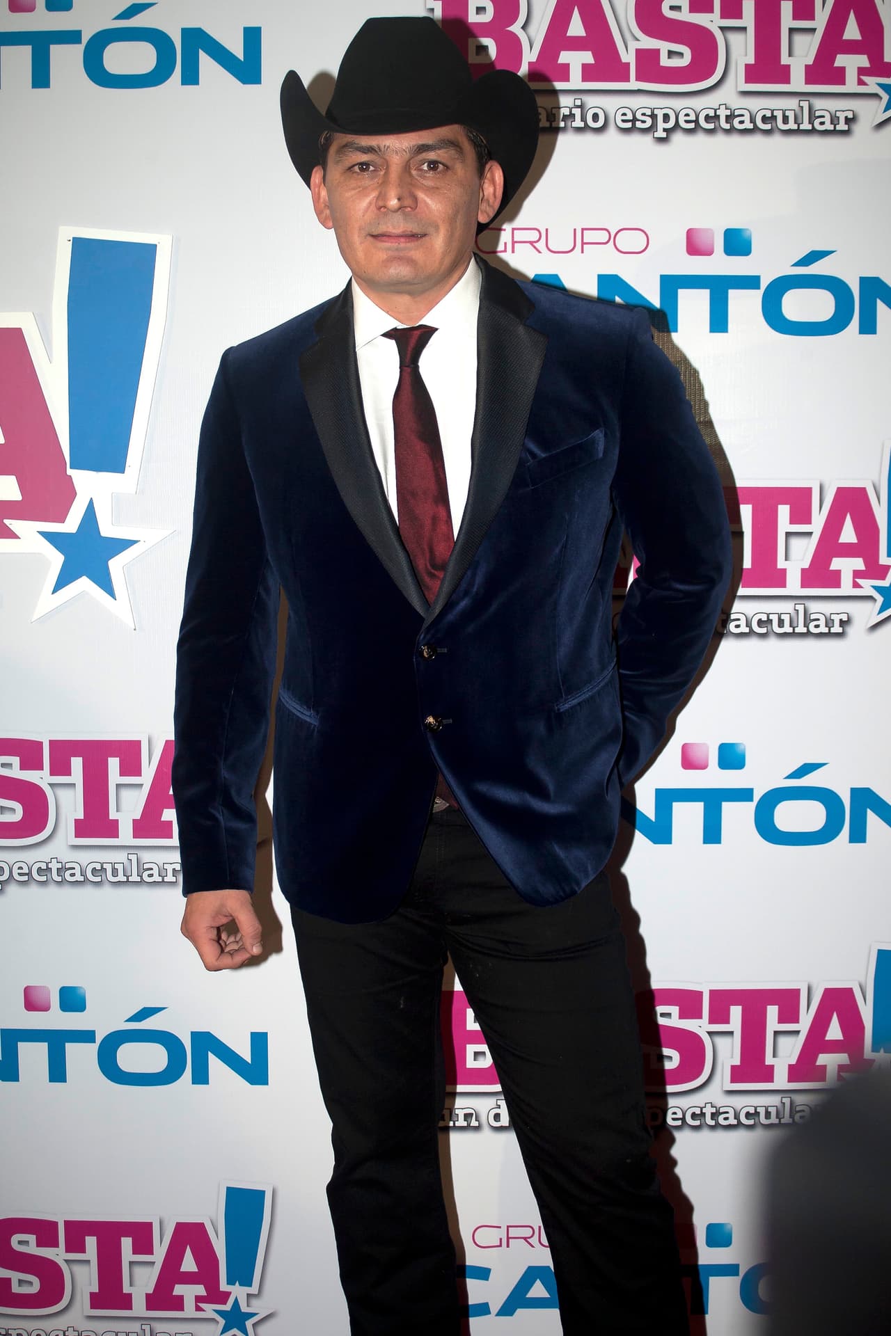 Otro romance que se le inventó a 
<b><a href="http://www.univision.com/temas/livia-brito">Brito</a></b> fue con el actor y cantante 
<b><a href="http://www.univision.com/temas/jose-manuel-figueroa">José Manuel Figueroa</a></b>, con quien compartió proyecto en 'Por siempre Joan Sebastian'.