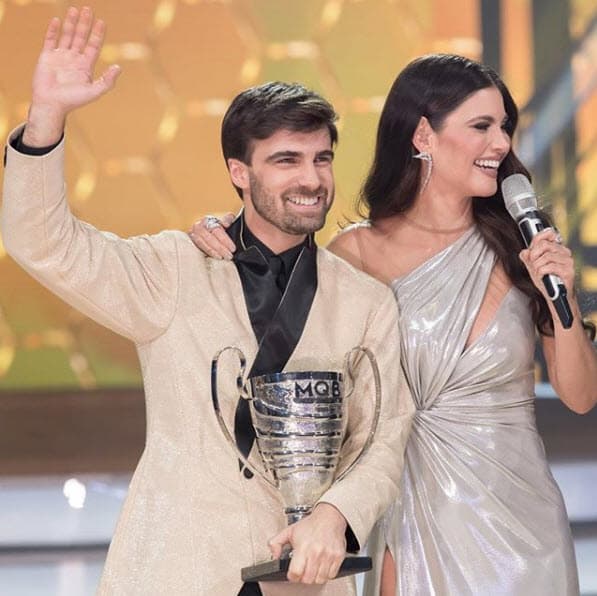 Con estas declaraciones, Ramundo levantó más sospechas que de por sí eran fuertes, sobre todo después de que la periodista mexicana 
<a href="https://www.univision.com/entretenimiento/geraldine-bazan-estrena-novio-despues-de-formalizar-su-divorcio-de-gabriel-soto">Martha Figueroa aseguró que la ex de Gabriel Soto ya tenía novio</a> y que era "todavía más guapo" que el actor mexicano.