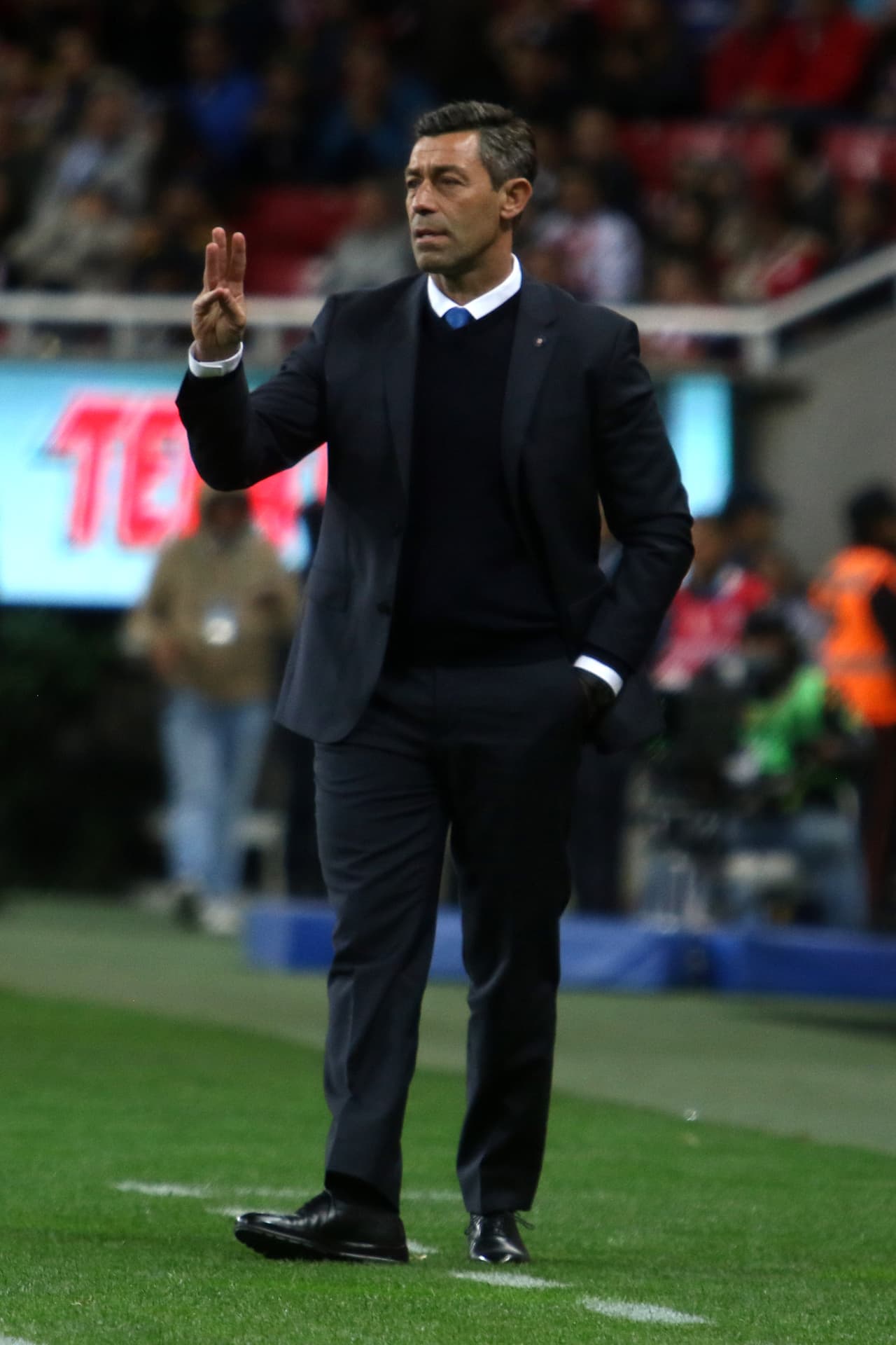 La mano de Pedro Caixinha comienza a notarse. El Cruz Azul pinta para cosas grandes y su nuevo estratega es pieza fundamental en esta reconstrucción.