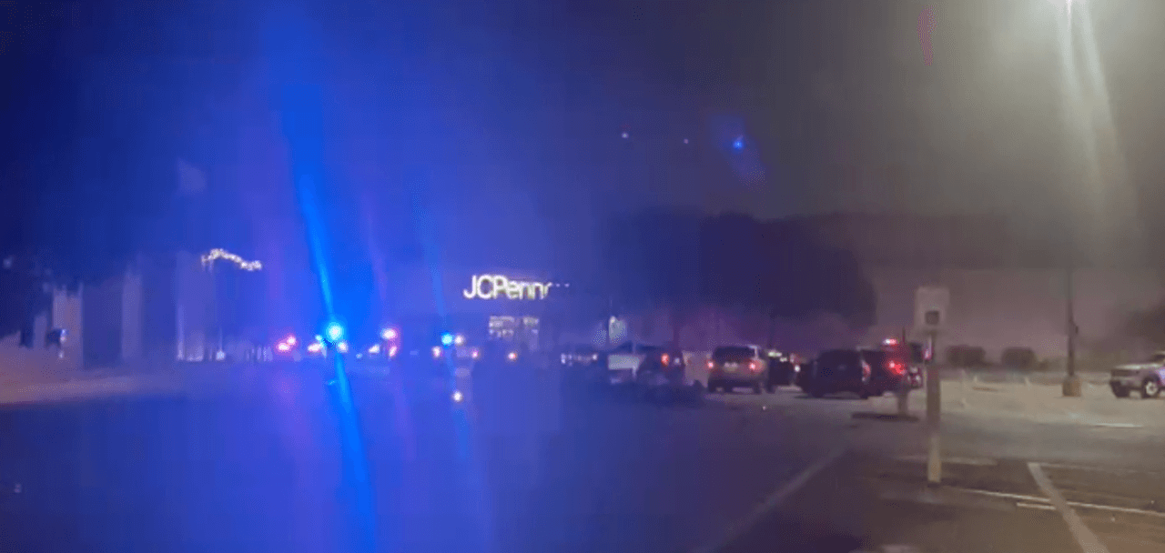 Incidente que provocó desalojo en centro comercial de Austin se investiga como un robo en una joyería 