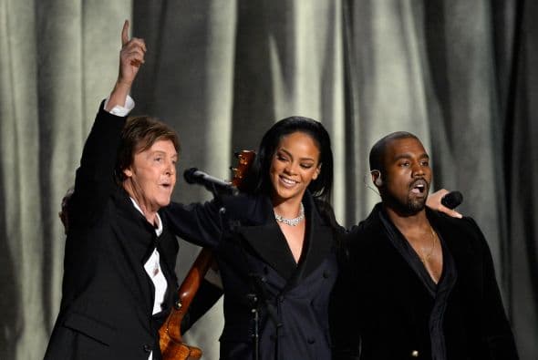 Paul McCartney, Rihanna y Kanye West tomaron el escenario con el tema 'FourFiveSeconds'.