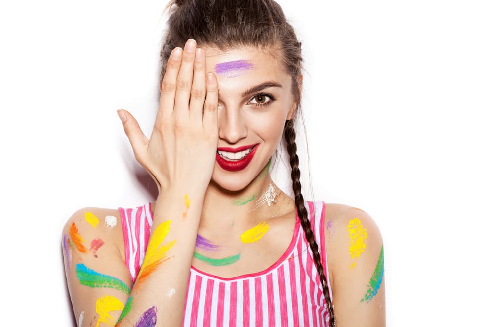 Aunque tus ideas parezcan alocadas serán ellas las que cautivarán a esa persona. Tu signo representa lo que todos secretamente queremos tener: una gran imaginación, creatividad e ingenio. Con esas herramientas se construye la fuerza acuariana. Para conquistar el amor no necesitas nada más, simplemente ¡ser tú!