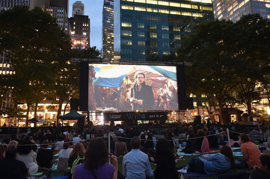 Uno de los puntos preferidos del verano es el Bryant Park y como parte de su agenda cultural, una veintena de músicos inauguró esta semana "Acordeones alrededor del mundo", un evento musical que se realiza allí cada miércoles de julio. Detalles aquí.