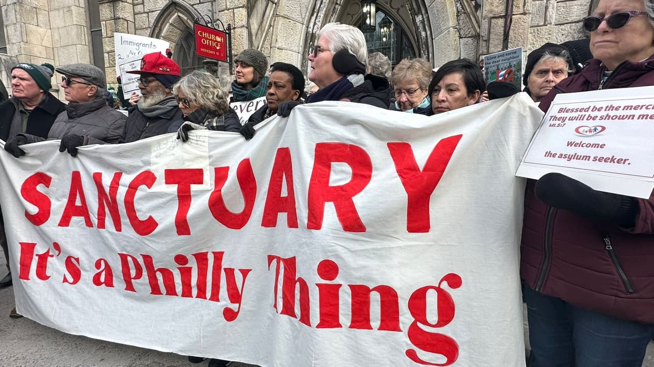 Activistas en Filadelfia piden defensa firme del estatus de ciudad santuario para inmigrantes