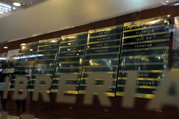 En julio del presente año, Betancourt reveló que había presentado una demanda solicitado una indemnización por $6.8 millones del estado por los años que pasó en cautiverio.