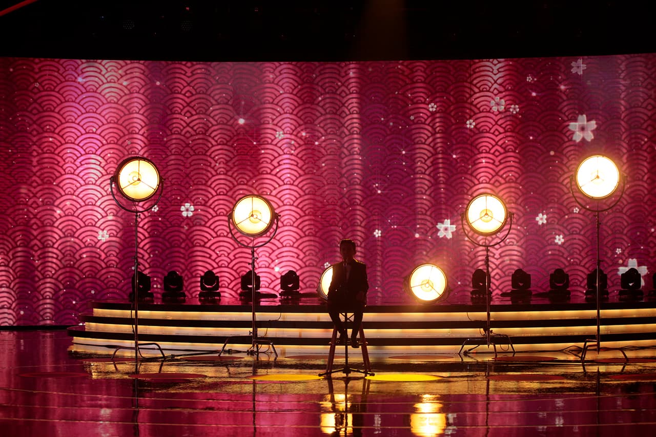 Kevin fue el segundo cantante en tomar el escenario. El concursante del escuadrón de 'Beba y sus Yolotzin' cantó 'Al final'.
