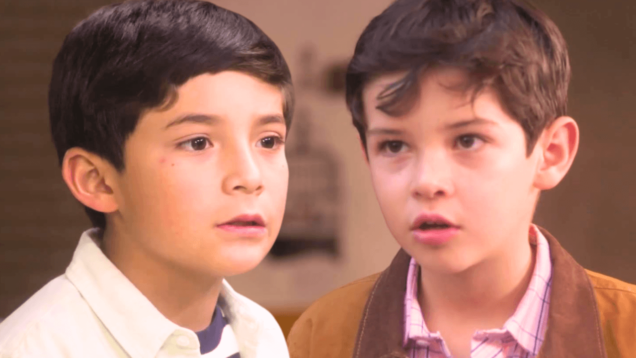 Moisés se pelea con Andrés por golpear a su padrino | Monteverde | Capítulo 30