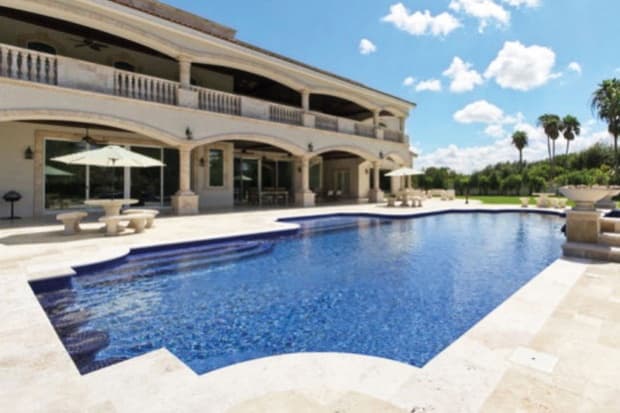 Gloria Trevi pone a la venta su mansión en Texas