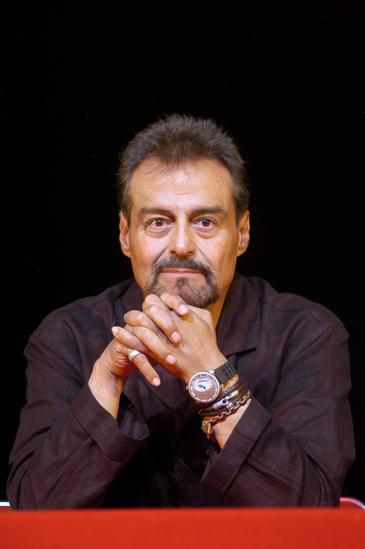 Pero también le ha dado por dejarse la barba de candado.