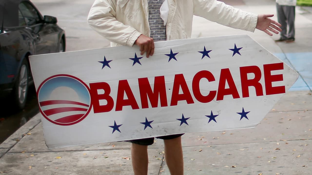 20 millones de personas en riesgo: en plena pandemia, gobierno de Trump pide a la Corte Suprema eliminar Obamacare