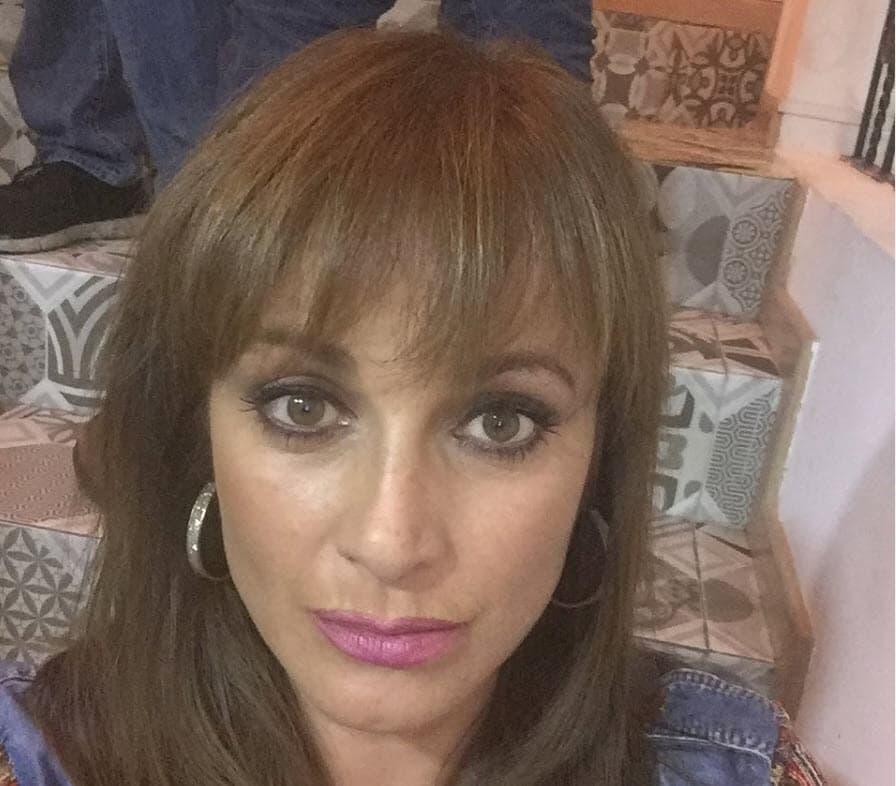 Dijo sentirse muy "emocionada" por su regreso a los foros, en los cuales se inició como actriz de melodramas en 1990. 
<br>