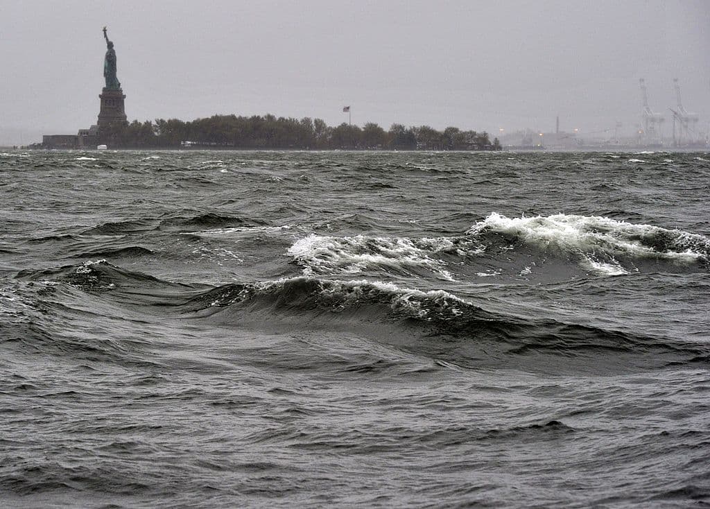 <b>Supertormenta Sandy, 2012.</b> La supertormenta Sandy, una rara combinación de huracán y otros sistemas, azotó Nueva York y zonas circundantes en octubre de 2012.