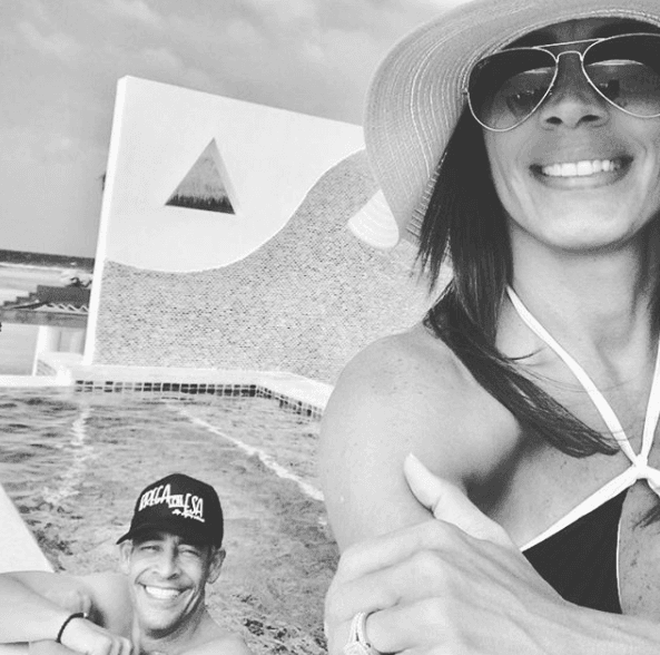 Así lo anunciaron 
<b>Johnny y su esposa Sandra Meléndez</b>, por medio de sus redes sociales.