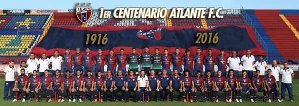 18 de abril: En la Ciudad de México se funda el Club de Fútbol Atlante.