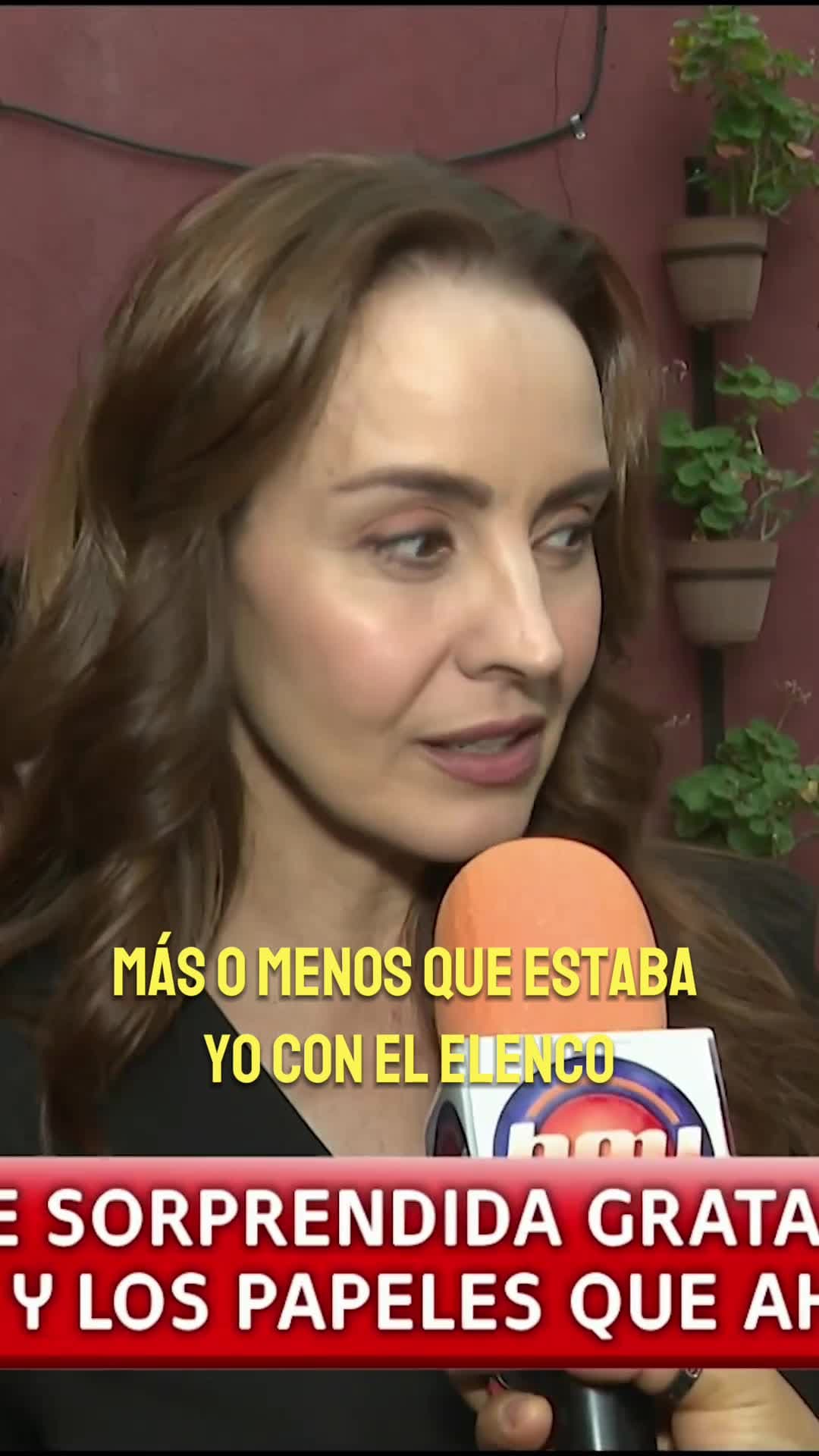 Ale Barros se siente cómoda interpretando personajes de su edad