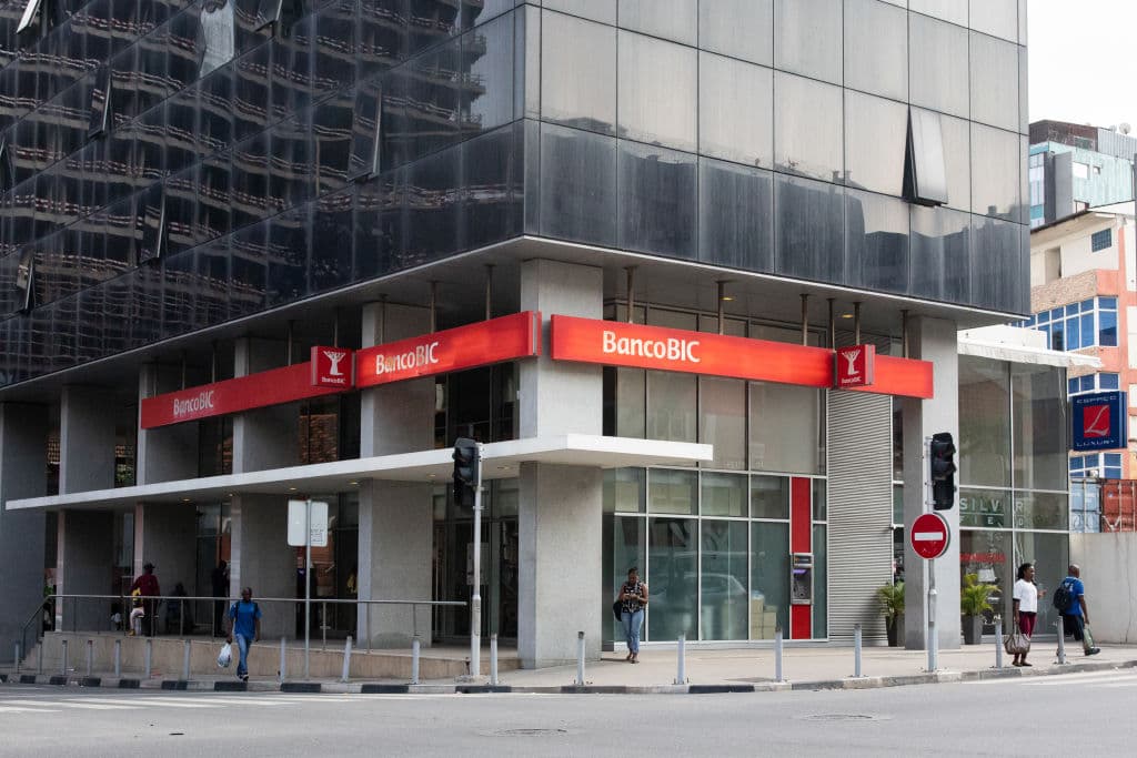 En excepción hay otros establecimientos que sí pueden abrir como los bancos y las cooperativas que tienen sus propios protocolos de seguridad.