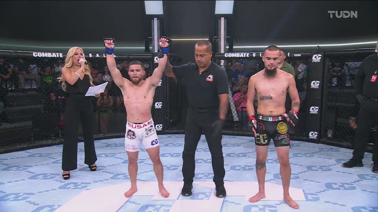 Jagel sorprende en la pelea estelar y somete a Beltrán con la 'mataleón'