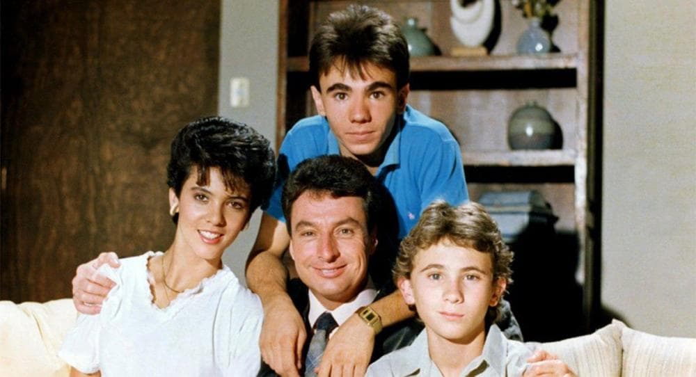 Luis Mario interpretaba el más pequeño de la familia liderada por César Costa.