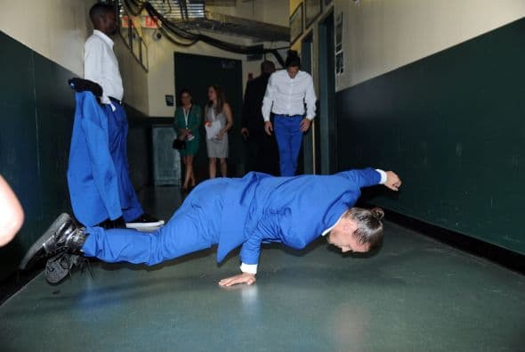 Como siempre, no puedes verlo todo en la televisión. Por eso, we always got your back con nuestro lente bien ubicado en el backstage.