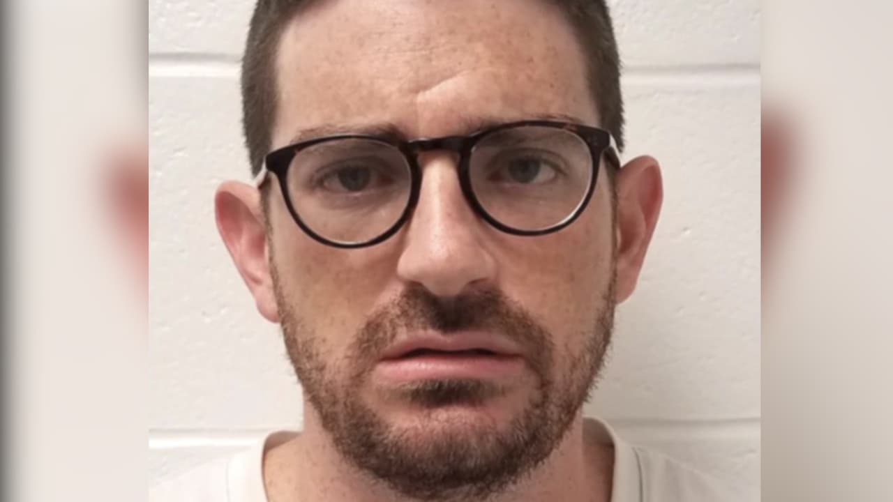 Maestro de Nueva Jersey es arrestado por dar marihuana a un niño de 4 años