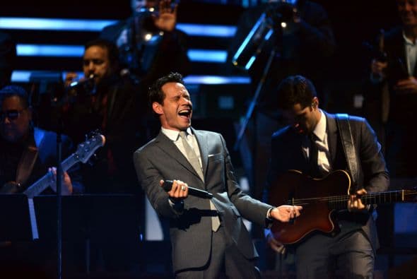 Marc hizo hasta unos pasitos de baile.