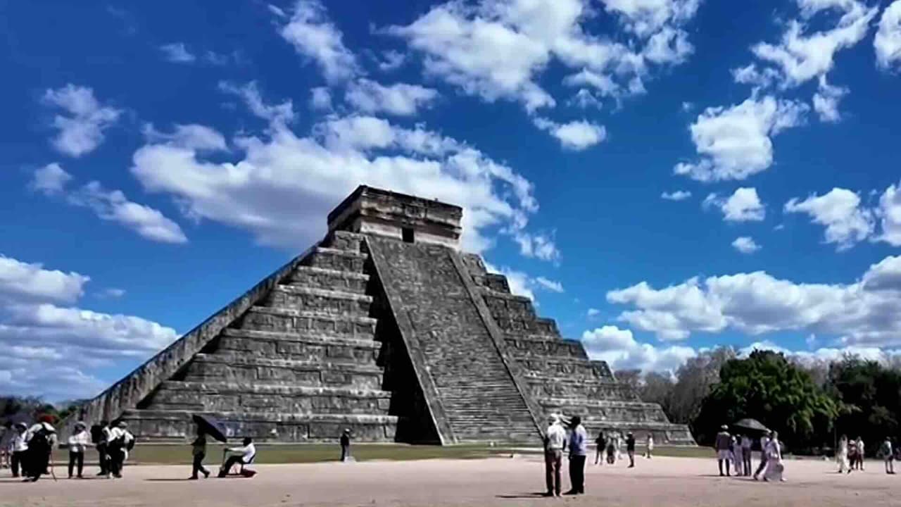 Miles celebran el equinoccio de primavera en zonas arqueológicas Mexicanas
