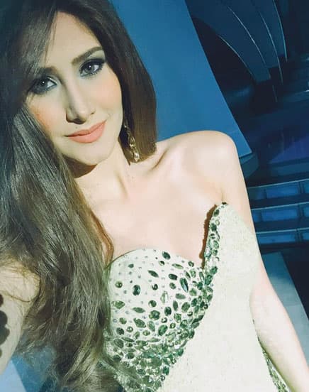 A la chica le 'hackearon' su cuenta de Twitter.