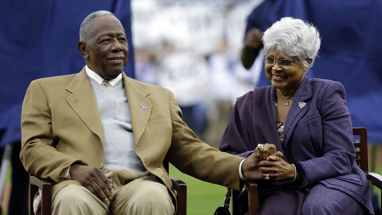 La lucha contra el racismo de Hank Aaron, la leyenda de los Atlanta Braves que falleció hoy